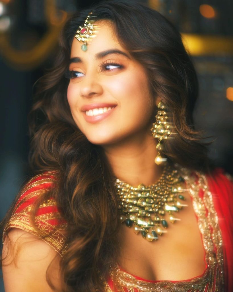 Panghat Song Details, Panghat song Janhvi Kapoor & Rajkummar Rao,
Panghat HINDI LYRICS, Panghat Janhvi Kapoor & Rajkummar Rao LYRICS, Panghat CAST AND CREW,
Panghat FULL SONG DOWNLOAD, Panghat POSTER, Panghat ROSTE, Panghat YOUTUBE,
Panghat NEW SONG, Panghat LYRICS DOWNLOAD
Janhvi Kapoor & Rajkummar Rao new song Panghat, Janhvi Kapoor & Rajkummar Rao new song, Janhvi Kapoor & Rajkummar Rao images, Janhvi Kapoor & Rajkummar Rao pics, Janhvi Kapoor & Rajkummar Rao with Janhvi Kapoor & Rajkummar Rao, Janhvi Kapoor & Rajkummar Rao new song release date, Janhvi Kapoor & Rajkummar Rao kashmir
Panghat song Janhvi Kapoor & Rajkummar Rao,
Panghat song Lyrics,
Panghat song cast, Asees Kaur new songs, Asees Kaur songs, Asees Kaur song with Rajkummar Rao,
Panghat song mp3 song download,
Panghat song download,
Panghat song song cast,
Panghat song singer,Janhvi Kapoor & Rajkummar Rao all songs,
Janhvi Kapoor PICS, Rajkummar Rao pics,
Janhvi Kapoor song, Rajkummar Rao song,
Janhvi Kapoor & Rajkummar Rao new pics,
Janhvi Kapoor & Rajkummar Rao latest pic,
Panghat song shoot location, Panghat song actress, Panghat song full lyrics,
Janhvi Kapoor & Rajkummar Rao songs
Janhvi Kapoor & Rajkummar Rao images,
Janhvi Kapoor & Rajkummar Rao, Janhvi Kapoor New Song, Rajkummar Rao New SOng, Asees Kaur New Song Panghat,
Panghat song,
Panghat song status download, Janhvi Kapoor & Rajkummar Rao new images, Janhvi Kapoor & Rajkummar Rao new song 2021, Janhvi Kapoor & Rajkummar Rao images, Janhvi Kapoor & Rajkummar Rao picture
Janhvi Kapoor & Rajkummar Rao new song, Janhvi Kapoor & Rajkummar Rao new song, Janhvi Kapoor & Rajkummar Rao new song, Panghat song lyrics Janhvi Kapoor & Rajkummar Rao
Panghat song actress name, Panghat song actor name, Janhvi Kapoor PICTURE