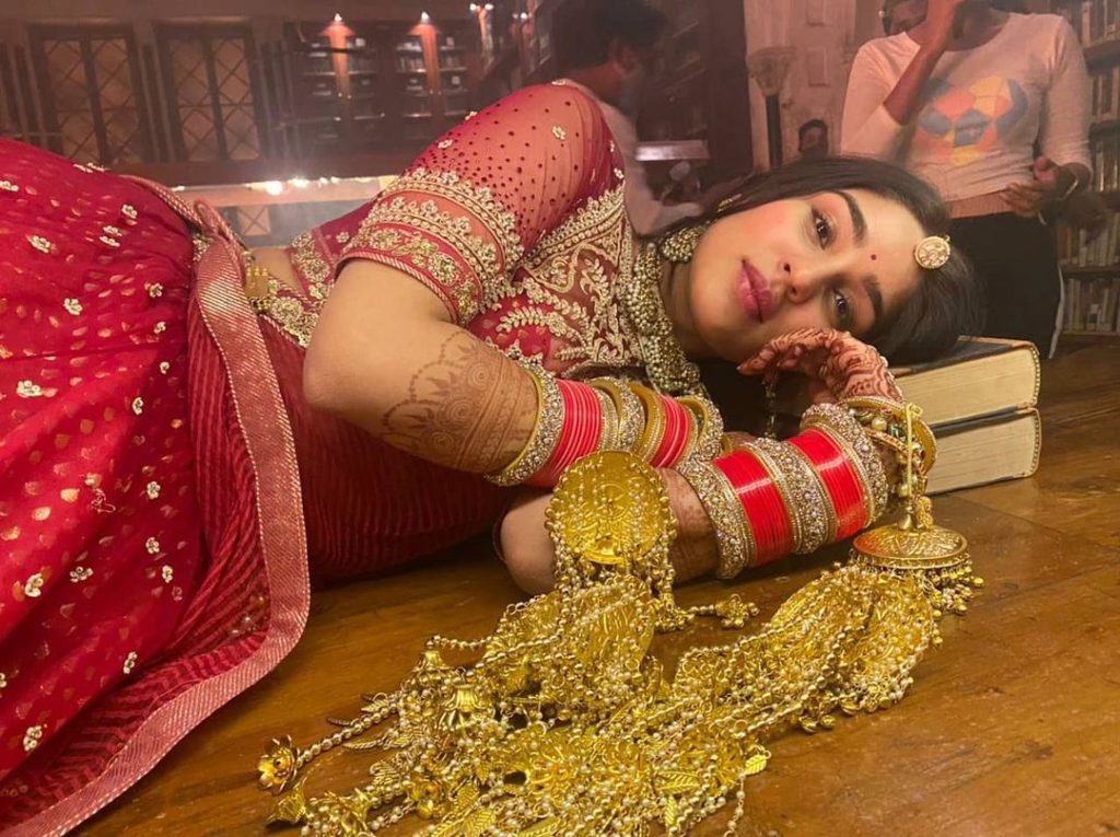 Lut Gaye Song Actress Yukti Thareja React When Her Song Crossed 100 Million Views Telly Flight She belongs to karnal haryana. lut gaye song actress yukti thareja