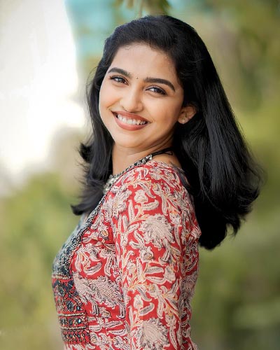 Mamitha Baiju, Premalu actress, Premalu movie actress,